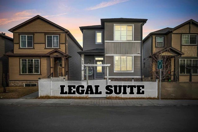 208 Cornergate Row Ne, Calgary