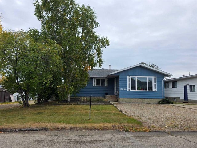 11713 103 Ave, Fairview