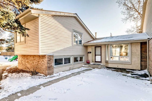 20, 123 Queensland Drive Se, Calgary