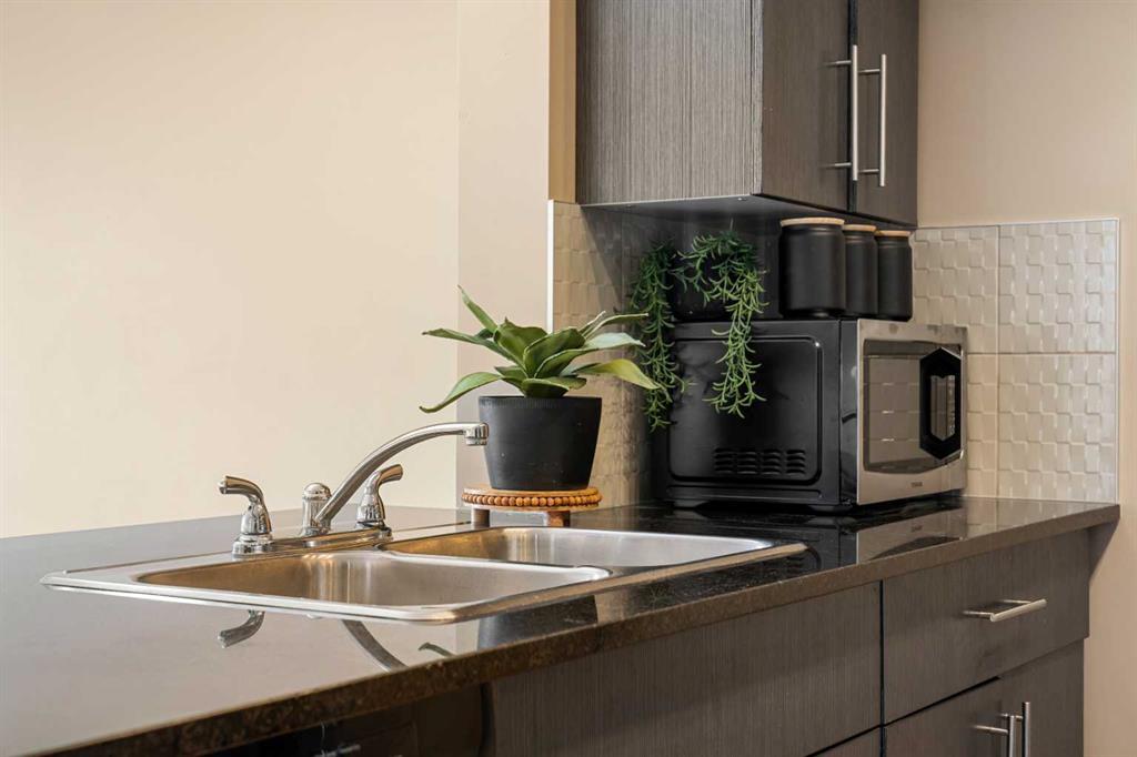 412, 5 Saddlestone Way Northeast, Calgary – Residential Apartment Listing Photo 4