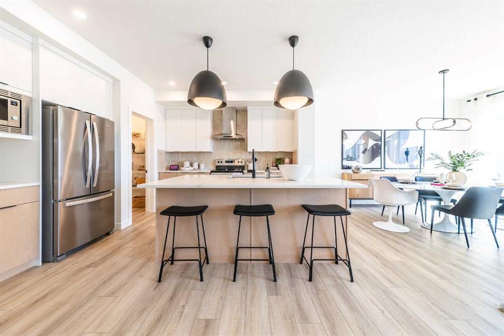 55 Creekstone Common Southwest, Calgary – Residential Detached Listing Photo 2