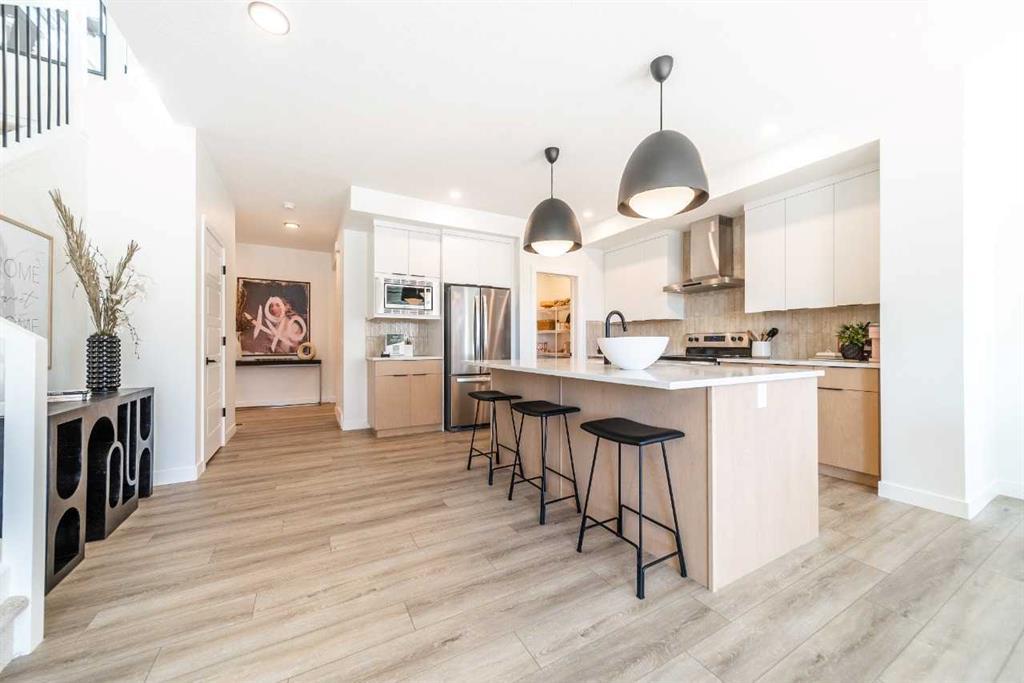 55 Creekstone Common Southwest, Calgary – Residential Detached Listing Photo 3