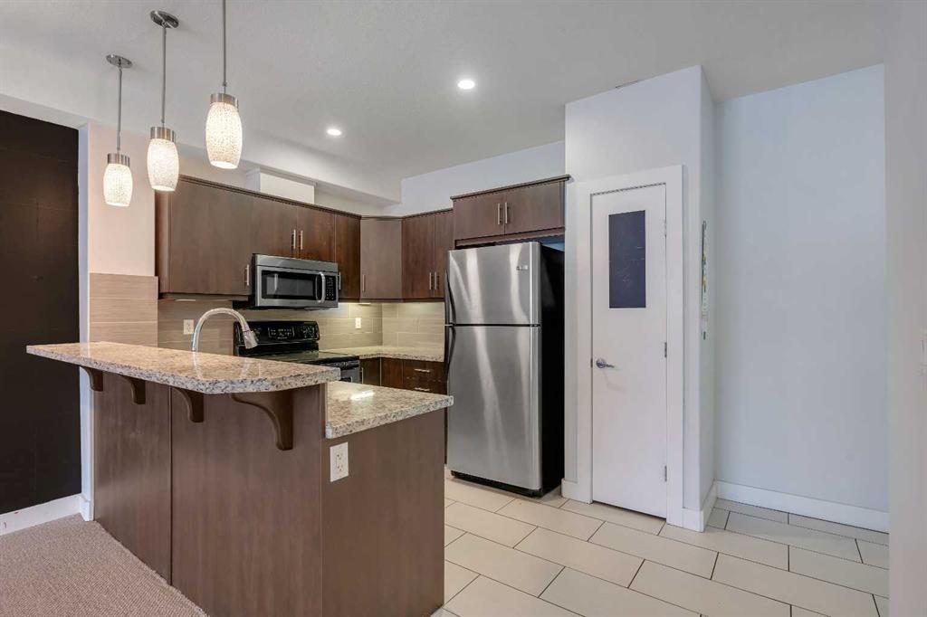 105, 320 12 Avenue Northeast, Calgary – Residential Apartment Listing Photo 3