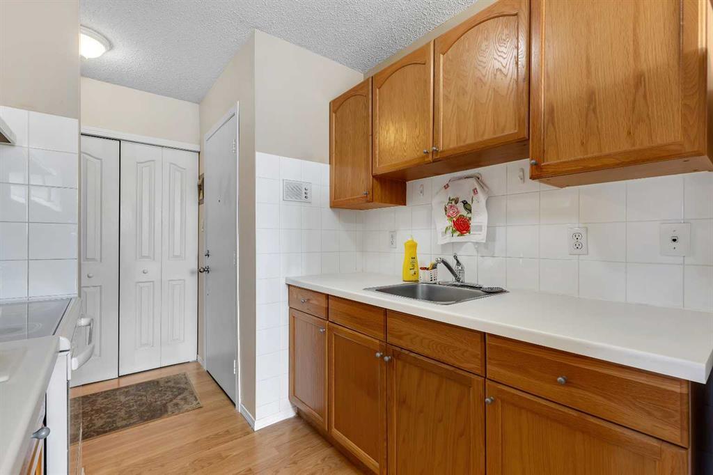 301, 6464 Travois Crescent Northwest, Calgary – Residential Apartment Listing Photo 13