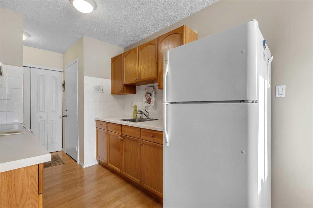 301, 6464 Travois Crescent Northwest, Calgary – Residential Apartment Listing Photo 14