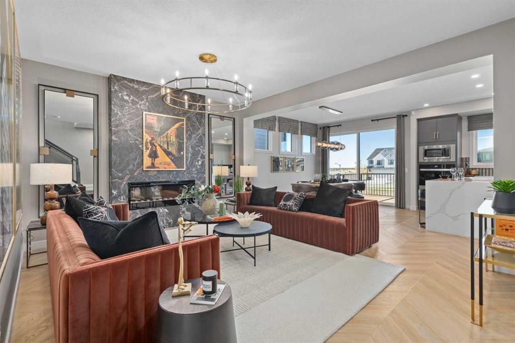 72 Creekstone Grove Southwest, Calgary – Residential Detached Listing Photo 9