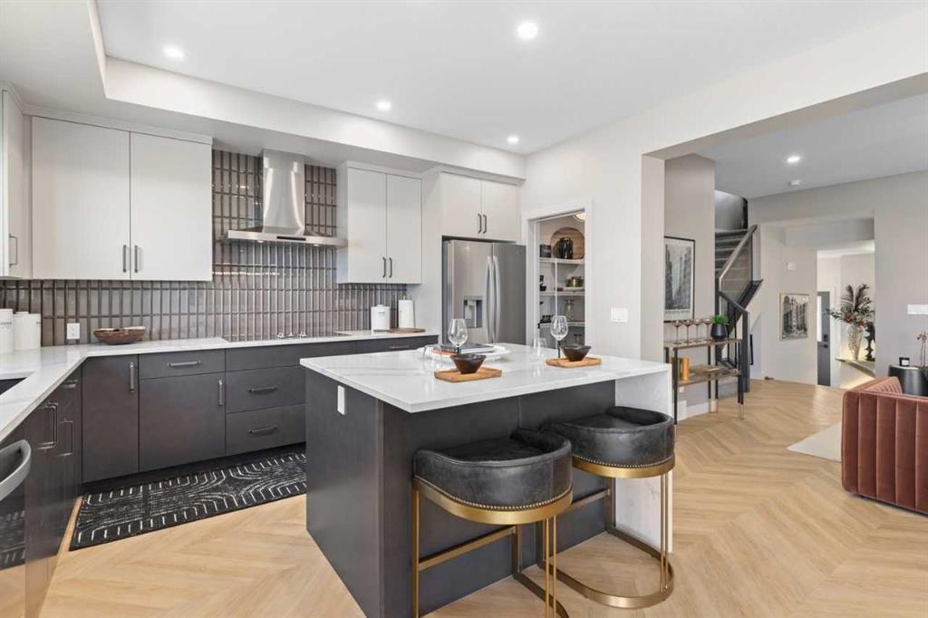 72 Creekstone Grove Southwest, Calgary – Residential Detached Listing Photo 5