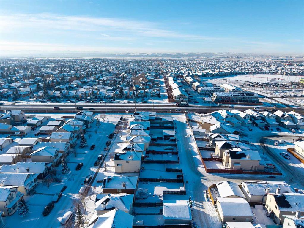 87 Taralea Gardens Northeast, Calgary – Residential Detached Listing Photo 5