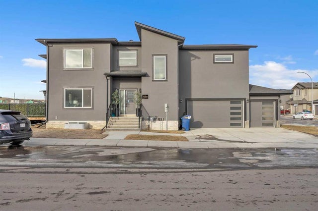 97 Baysprings Gardens Sw, Airdrie