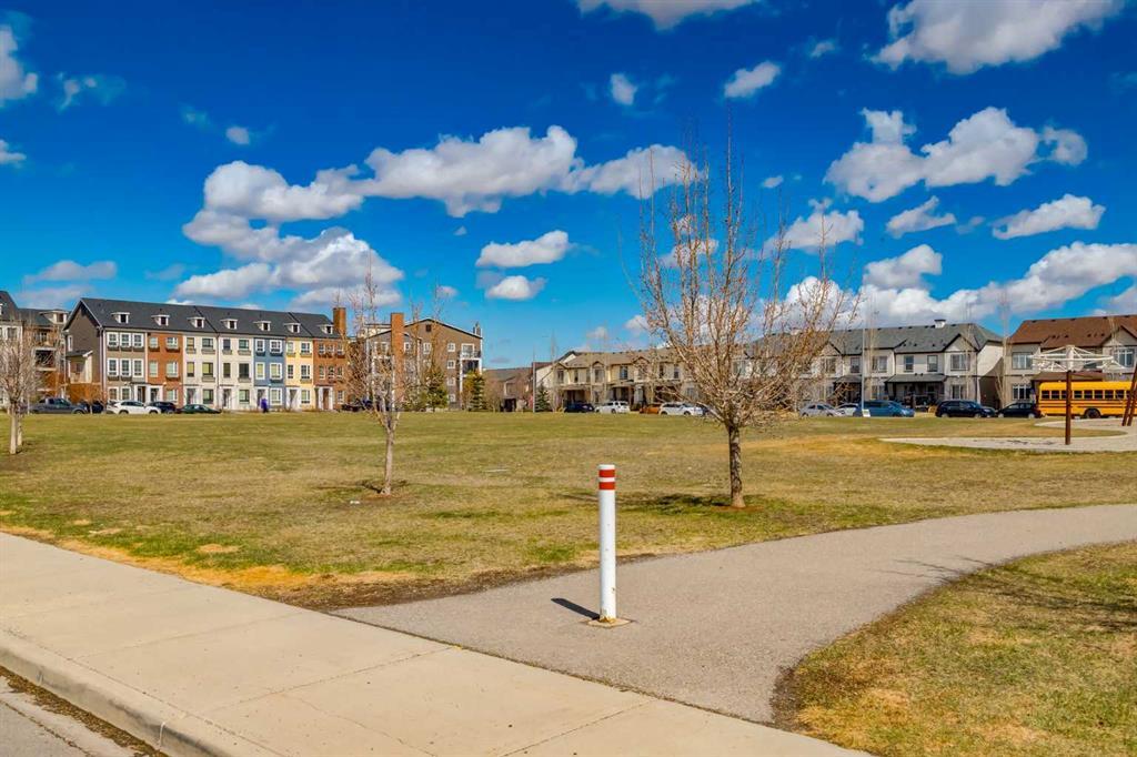 215 Copperpond Common Southeast, Calgary – Residential Row/Townhouse Listing Photo 30