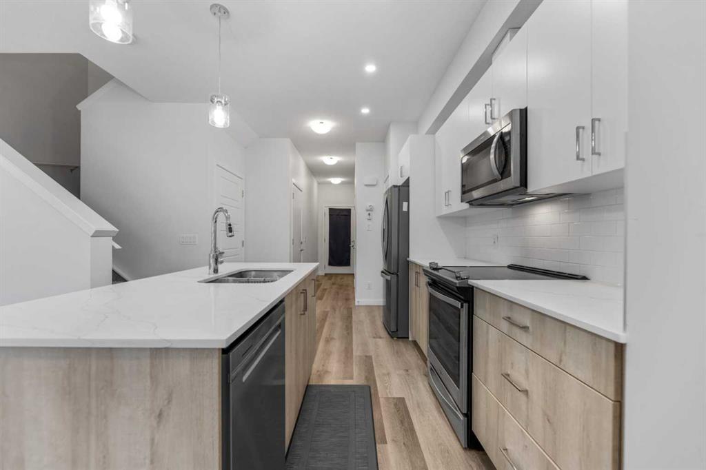 137, 137 Red Embers Link Northeast, Calgary – Residential Row/Townhouse Listing Photo 10