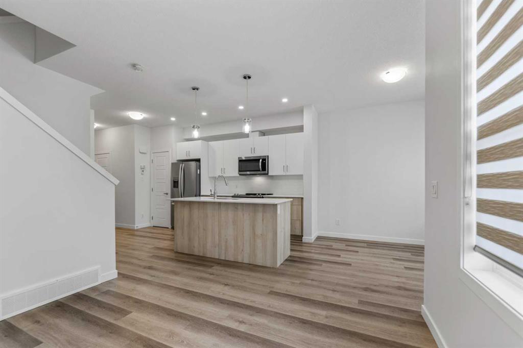 137, 137 Red Embers Link Northeast, Calgary – Residential Row/Townhouse Listing Photo 15