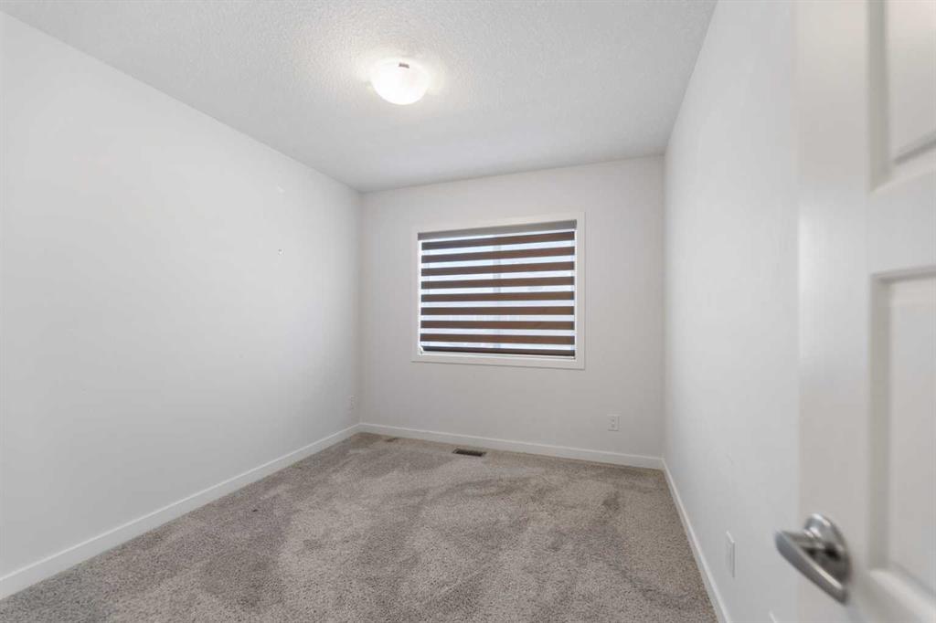 137, 137 Red Embers Link Northeast, Calgary – Residential Row/Townhouse Listing Photo 17