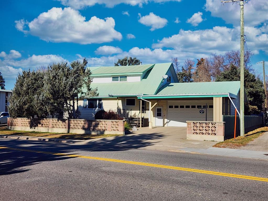 112 43 Avenue W, Claresholm