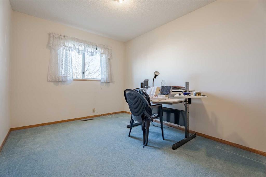 82 Martinridge Crescent Northeast, Calgary – Residential Detached Listing Photo 16