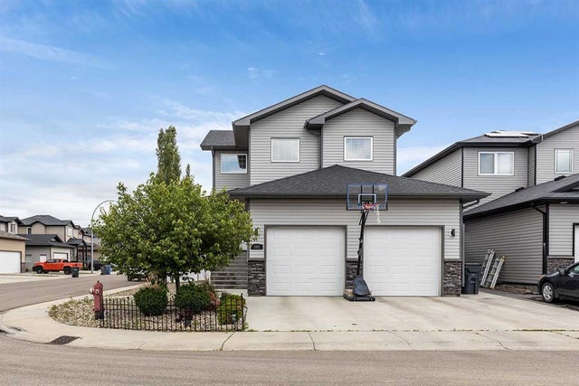 382 Sterling Crescent Se, Medicine Hat