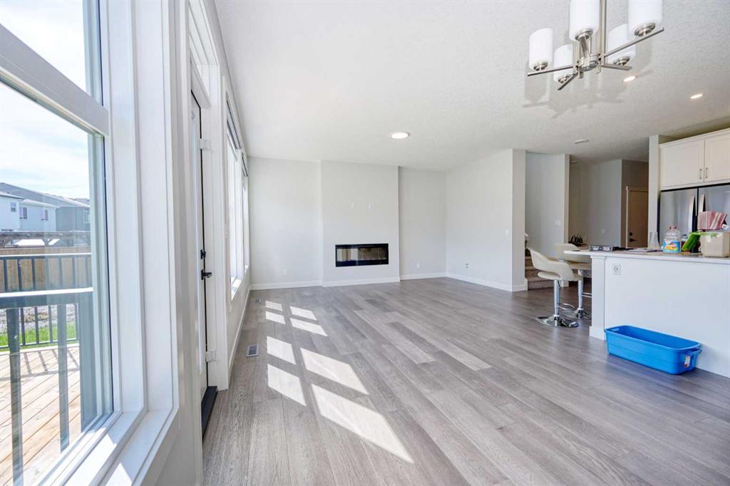 38 Setonstone Green Southeast, Calgary – Residential Detached Listing Photo 4