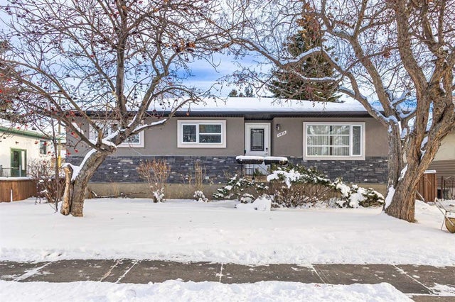 2816 24 Street Nw, Calgary
