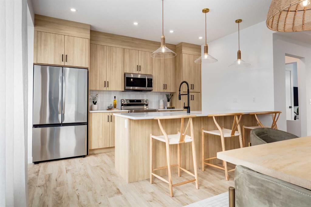 140 Heartwood Lane Se, Calgary