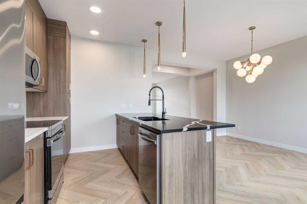 136 Heartwood Lane Se, Calgary