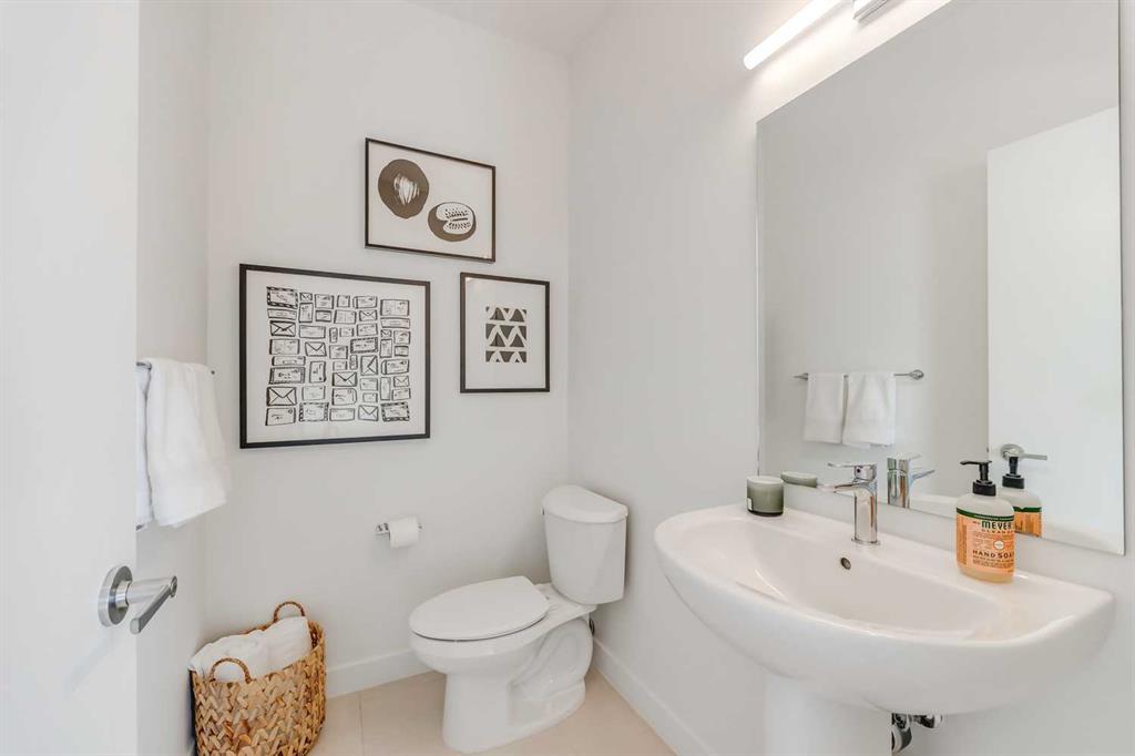 425 Belmont Avenue Southwest, Calgary – Residential Row/Townhouse Listing Photo 8