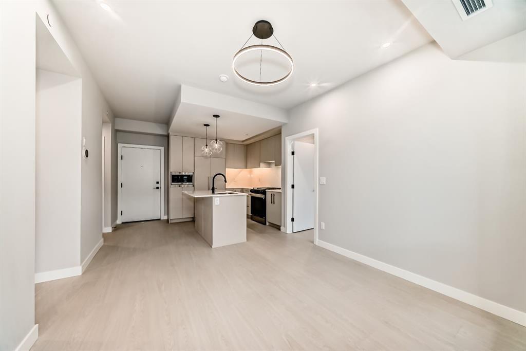 407, 8375 Broadcast Avenue Southwest, Calgary – Residential Apartment Listing Photo 14