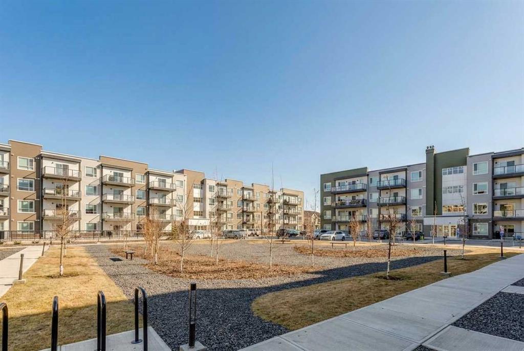 3116, 33 Carringham Gate Nw, Calgary