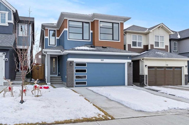 Photo for MLS®# A2275074 - home for sale at 109 Mallard Grove Southeast, Rangeview, Calgary Alberta