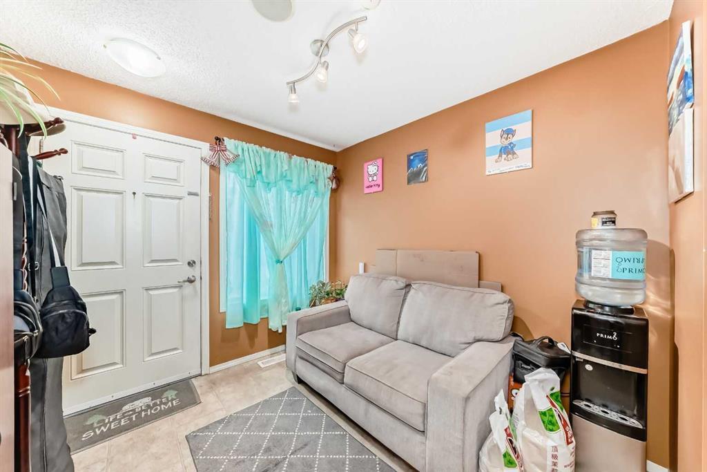 244 Saddlebrook Point Ne Calgary Alberta T3J 0G5 Saddle Ridge Home For Sale