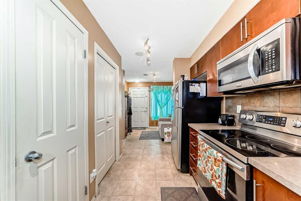 244 Saddlebrook Point Ne Calgary Alberta T3J 0G5 Saddle Ridge Home For Sale