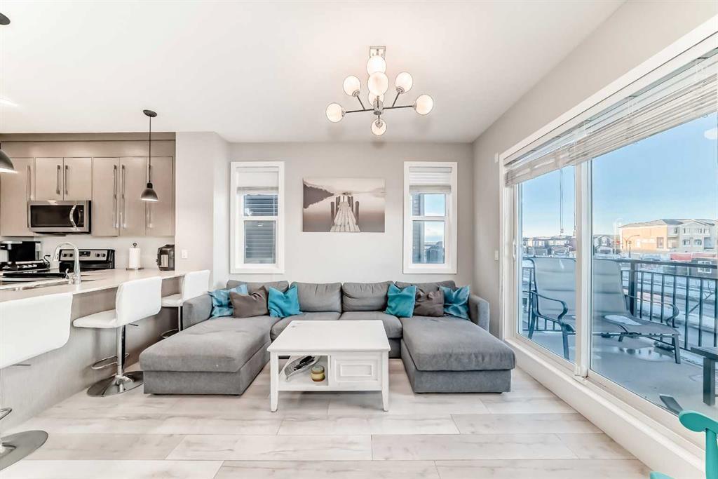 6421 128 Avenue Ne, Calgary