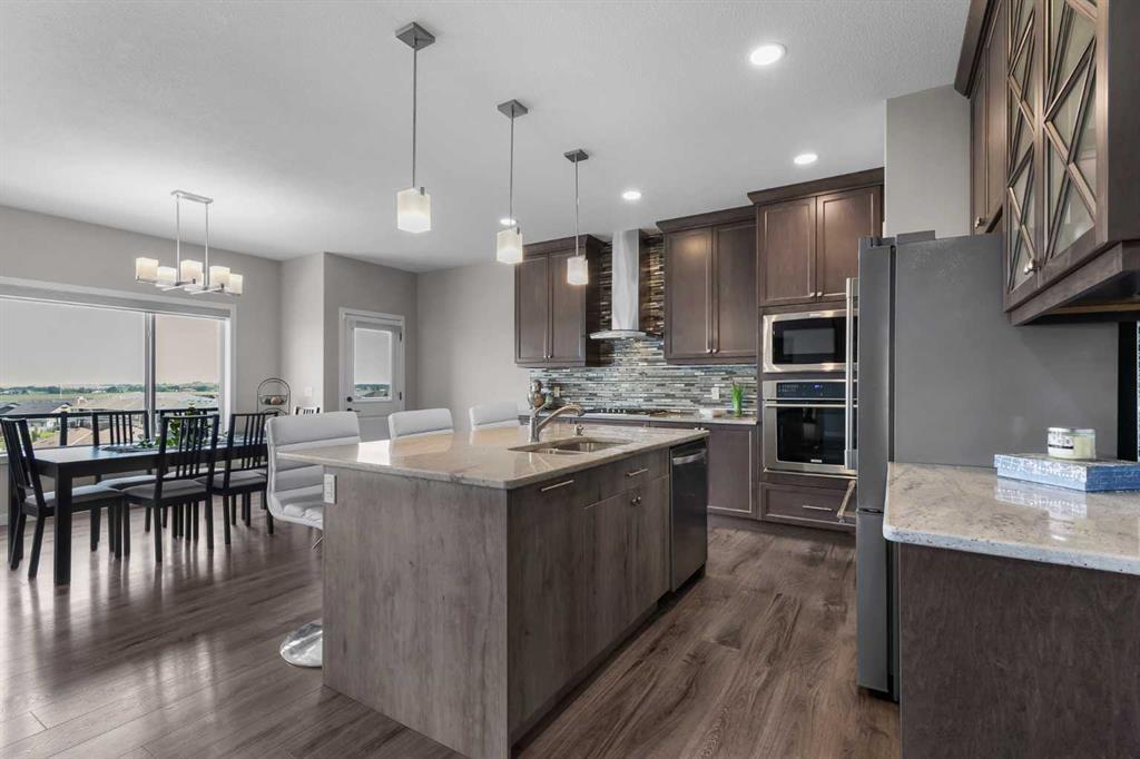 247 Hillcrest Heights Southwest, Airdrie – Residential Detached Listing Photo 9