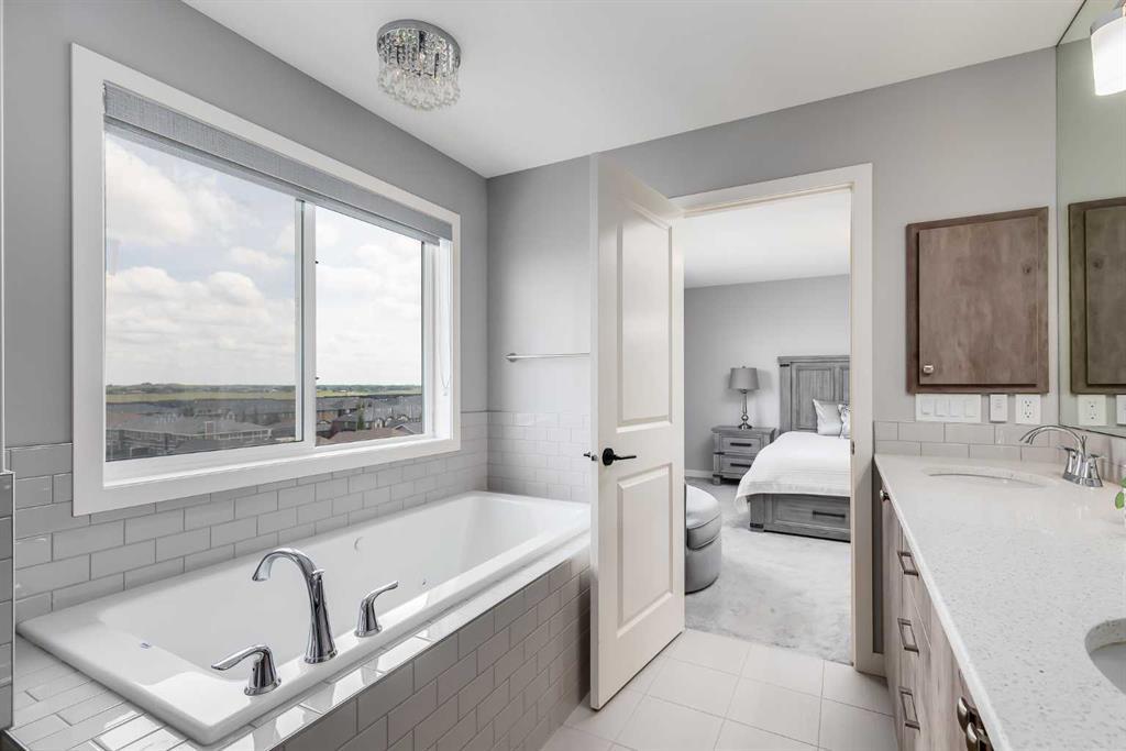 247 Hillcrest Heights Southwest, Airdrie – Residential Detached Listing Photo 21