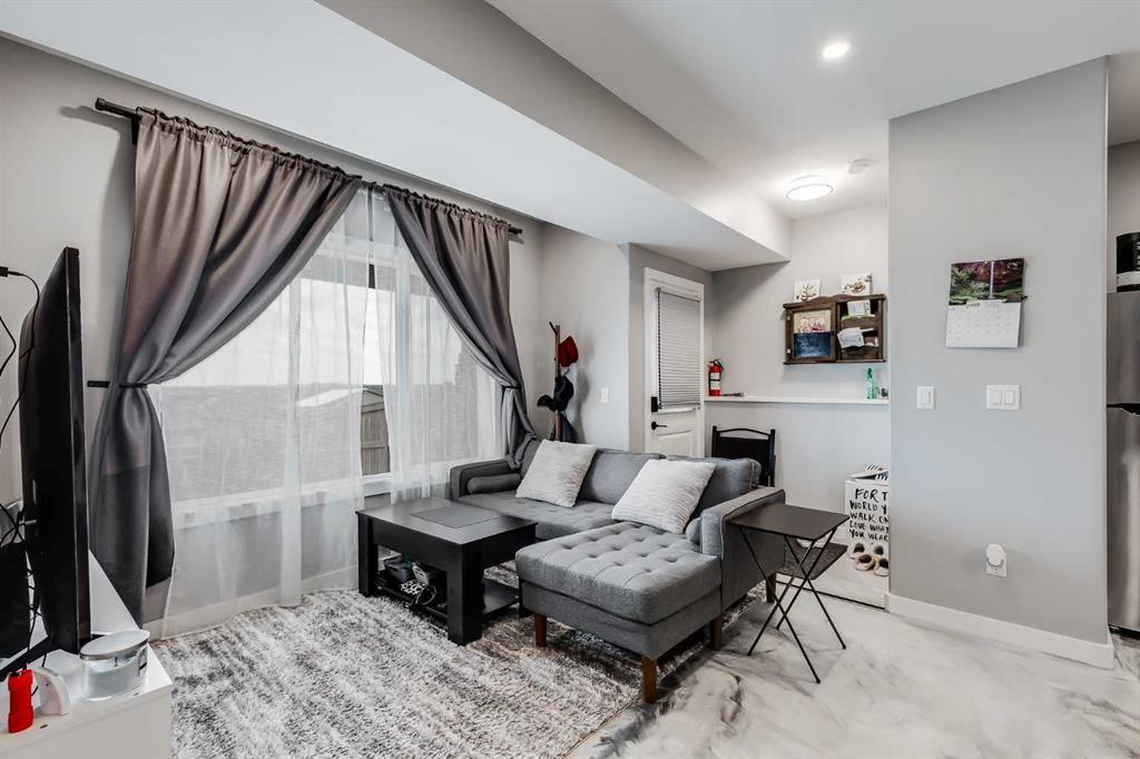 247 Hillcrest Heights Southwest, Airdrie – Residential Detached Listing Photo 33