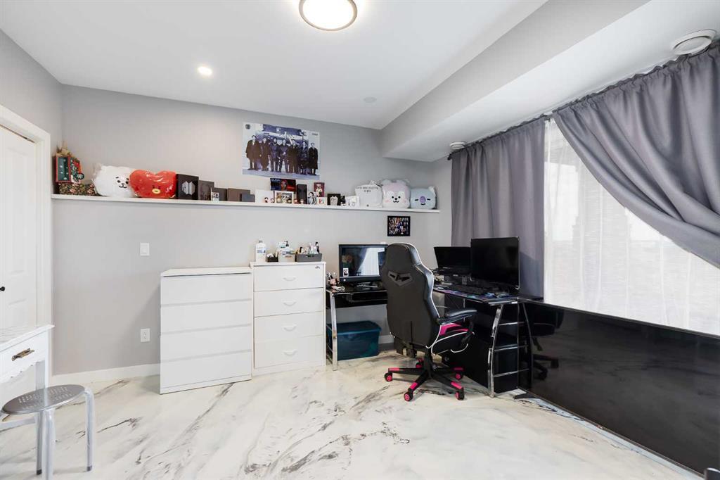 247 Hillcrest Heights Southwest, Airdrie – Residential Detached Listing Photo 35