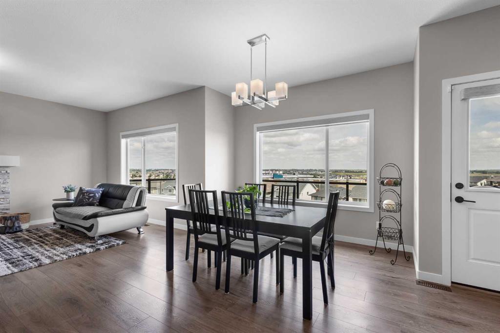 247 Hillcrest Heights Southwest, Airdrie – Residential Detached Listing Photo 7