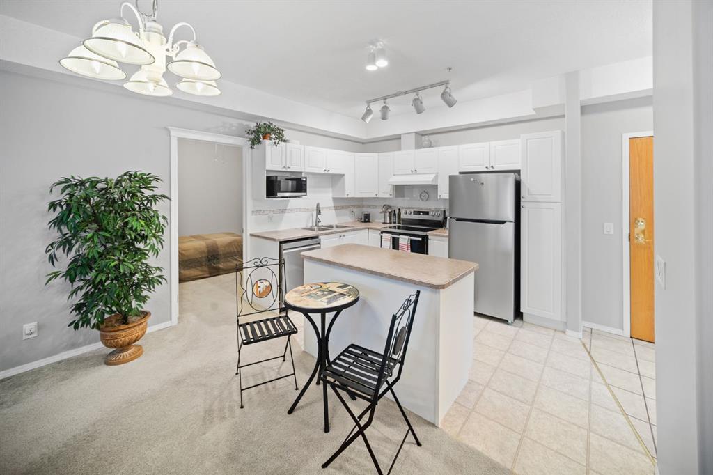 201, 223 Tuscany Springs Boulevard Northwest, Calgary – Residential Apartment Listing Photo 5