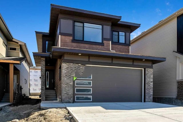 11 Heritage Link, Cochrane