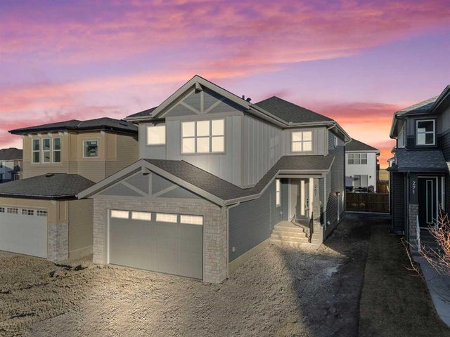 267 Kinniburgh Loop, Chestermere