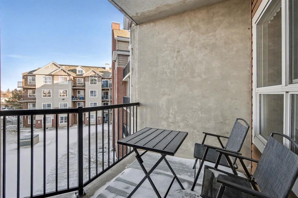 3309, 73 Erin Woods Court Southeast, Calgary – Residential Apartment Listing Photo 6