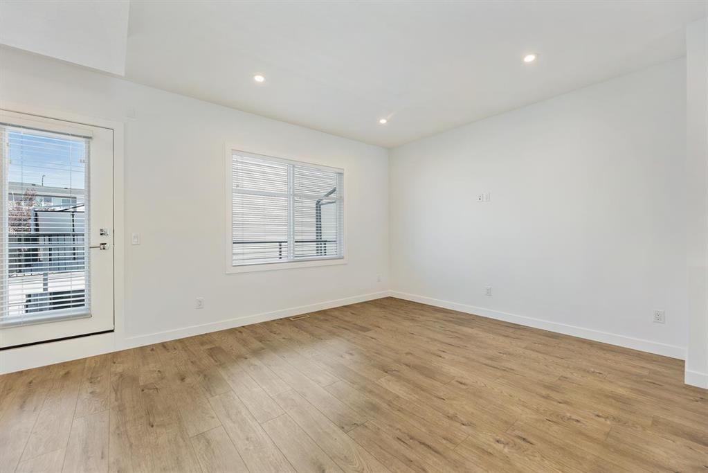 50 Cornerglen Manor Northeast, Calgary – Residential Row/Townhouse Listing Photo 7