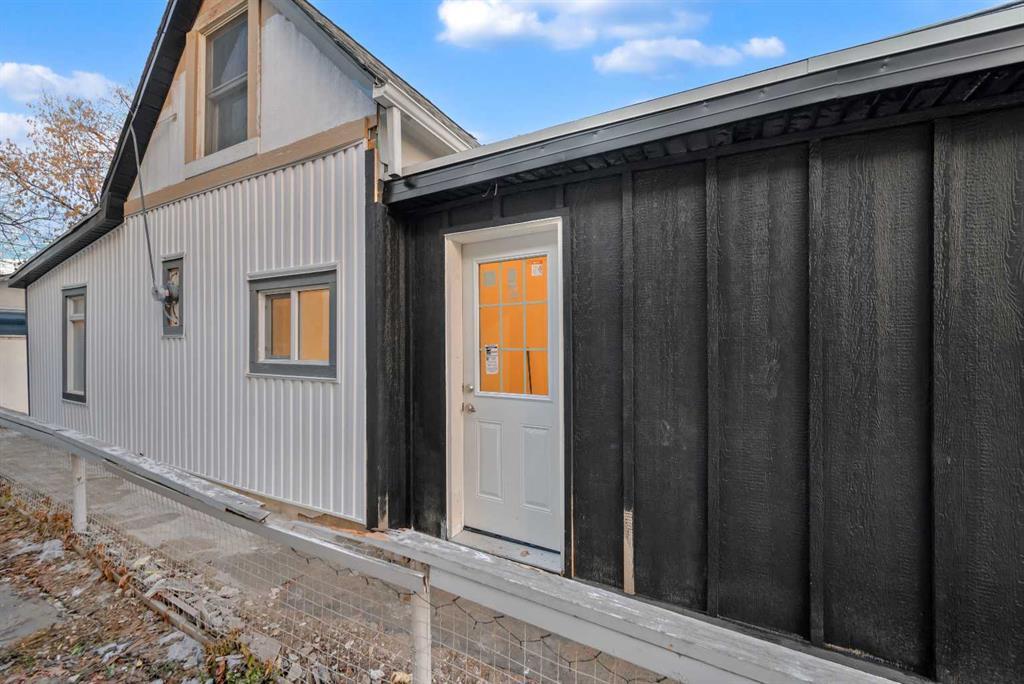 1022 18 Avenue Calgary Alberta T2G 1L6 Ramsay Home For Sale