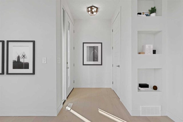 Chestermere Home for Sale: Residential Listing in Waterford