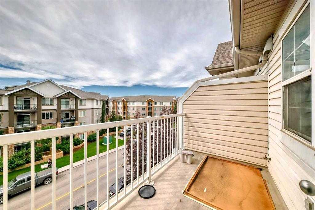 411, 2000 Applevillage Court Se Calgary Alberta T2A 7Z4 Applewood Park Home For Sale