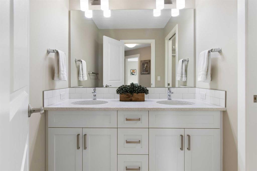 33 Silverado Crest Bay Southwest, Calgary – Residential Detached Listing Photo 20