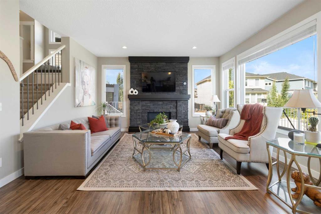 33 Silverado Crest Bay Southwest, Calgary – Residential Detached Listing Photo 8