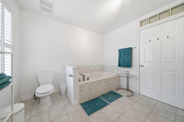 2405 Sorrel Mews Southwest, Calgary – Residential Row/Townhouse Listing Photo 19