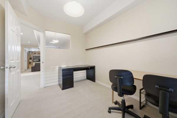 2405 Sorrel Mews Southwest, Calgary – Residential Row/Townhouse Listing Photo 38