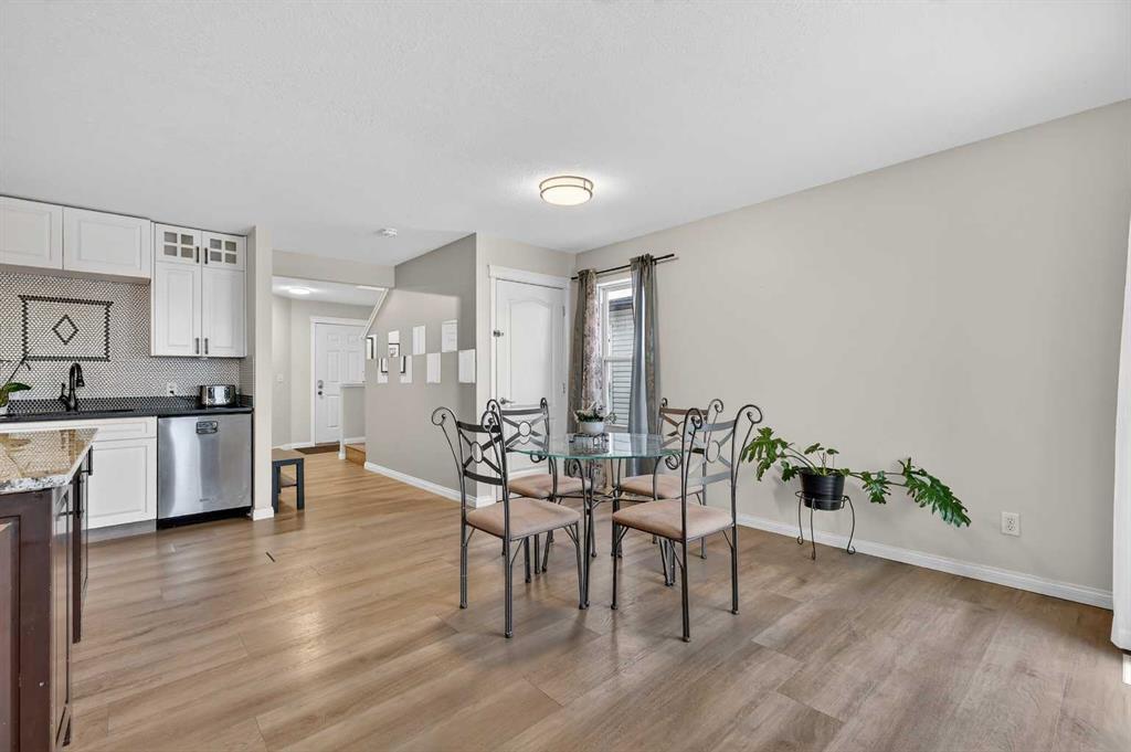 728 Carriage Lane Drive, Carstairs – Residential Semi Detached Listing Photo 14