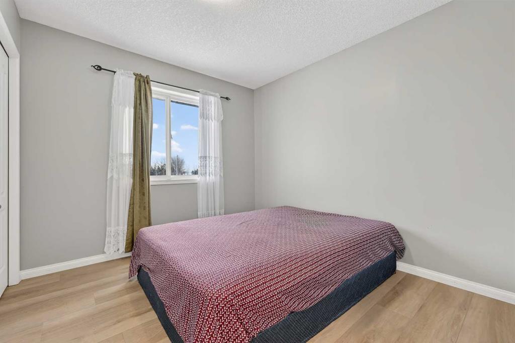 728 Carriage Lane Drive, Carstairs – Residential Semi Detached Listing Photo 24